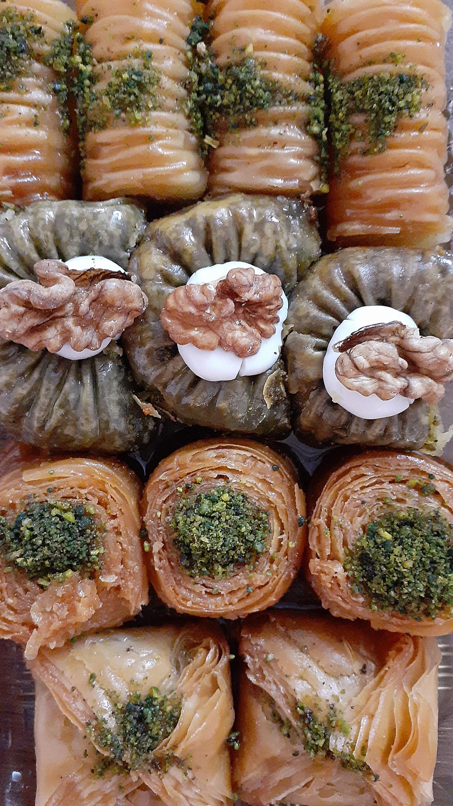 شیرینی سرای پاییزه