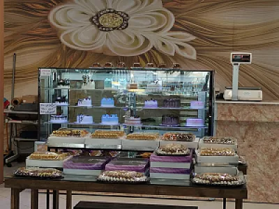 کافه کیک روز
