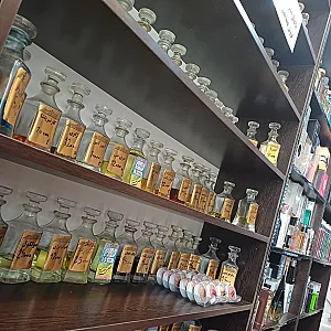 گالری حورا