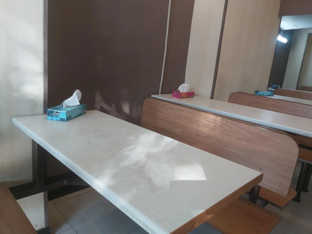 کباب ترکی و همبرگر راویس - تصویر 2