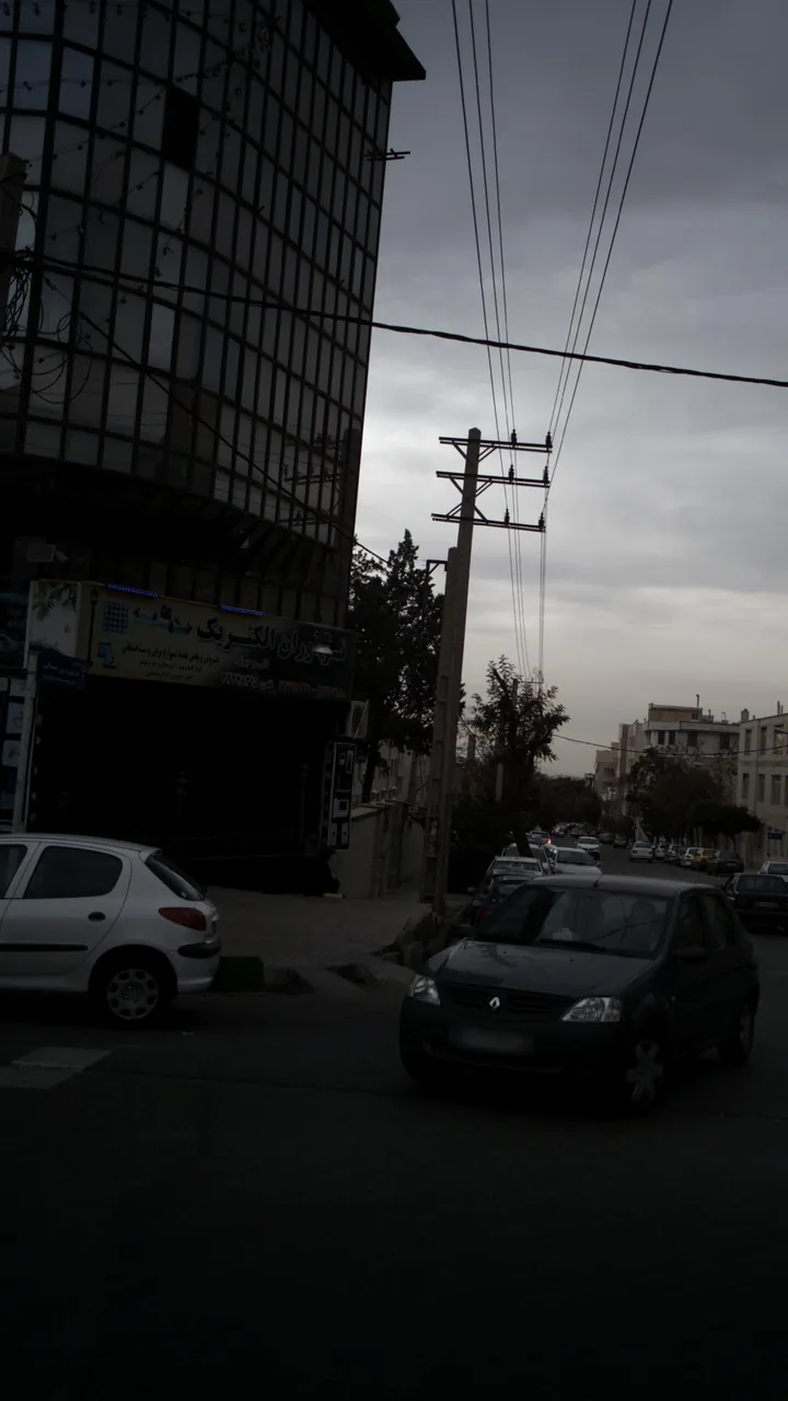 نوآوران الکتریک - تصویر 2