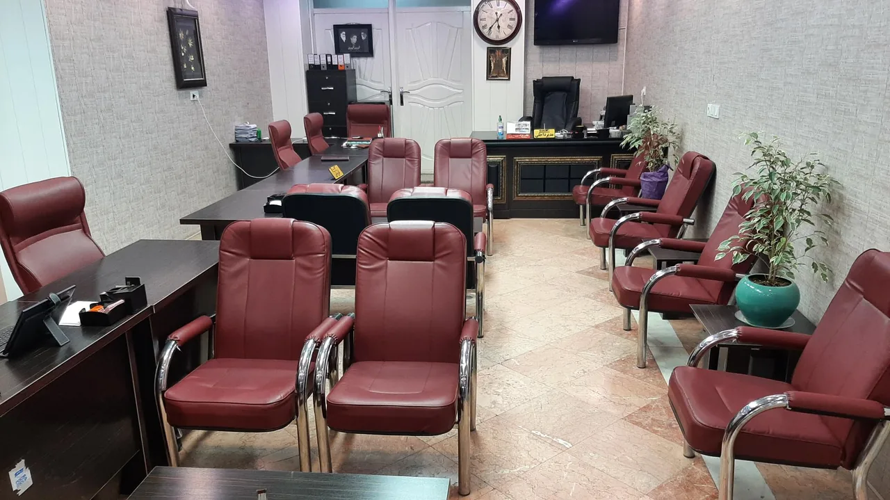 مشاورین املاک پرچین 4 - تصویر 4