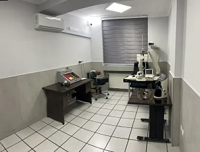 مرکز چشم پزشکی دکتر سید علیرضا اصلانی