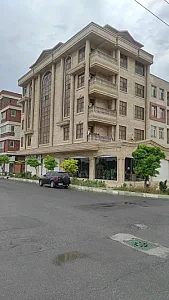 مشاورین املاک سناتور