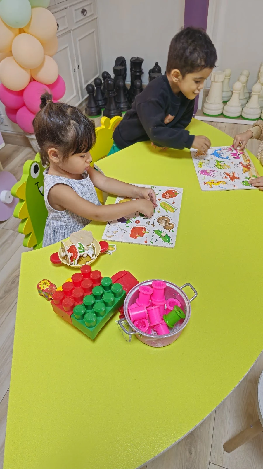 مهدکودک و پیش‌دبستانی وی‌کیدز