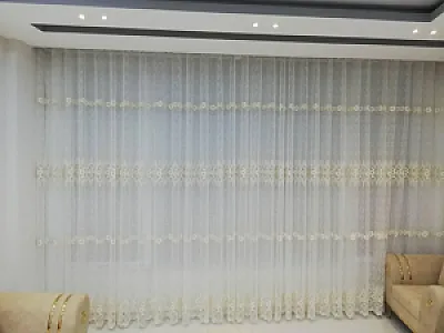پرده سرای قائم (منصوریان)