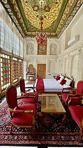 بوتیک هتل محلاتی