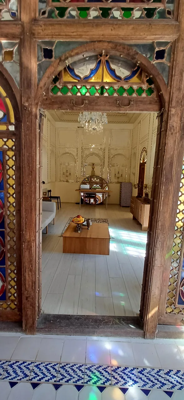 بوتیک هتل عمارت خورشید - تصویر 4