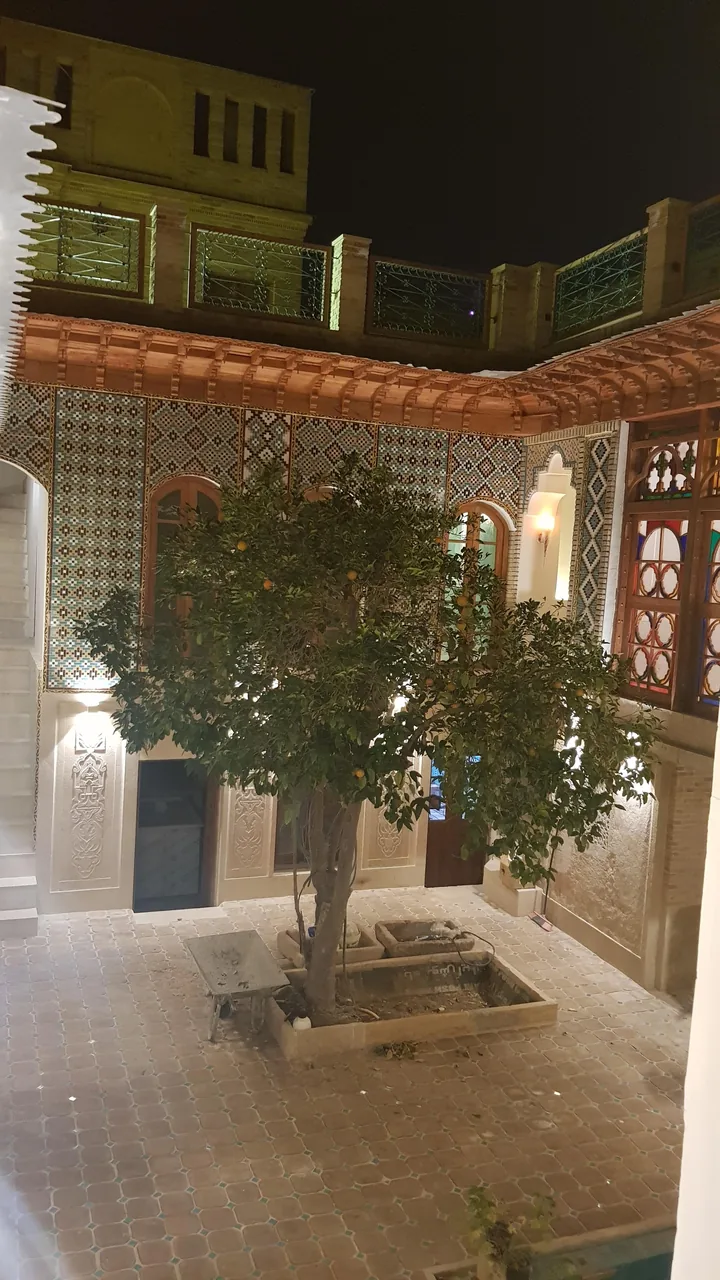خانه سنتی والاد