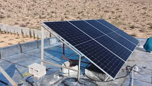 برق خورشیدی آرش