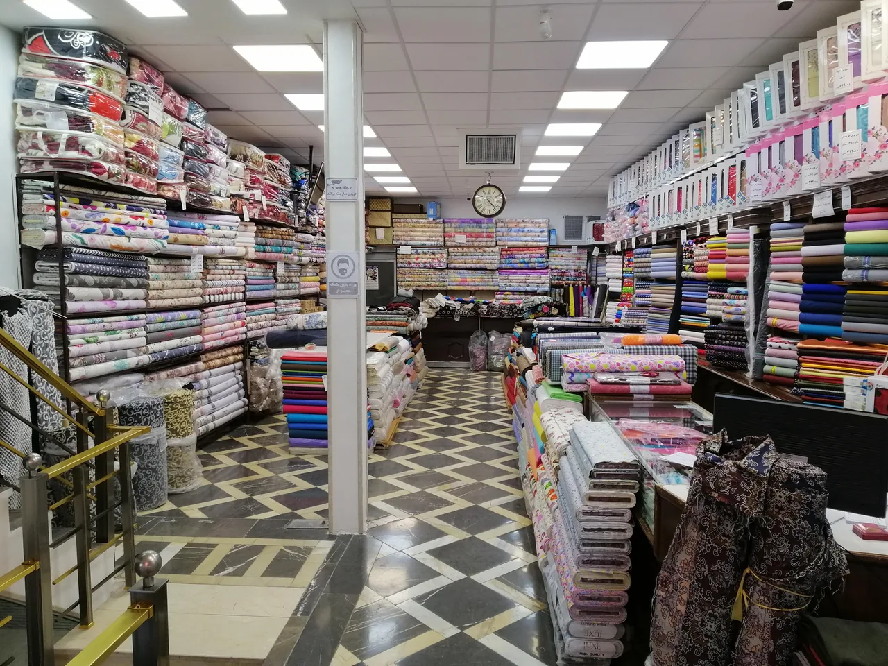 فروشگاه نساجی فومنات - تصویر 2