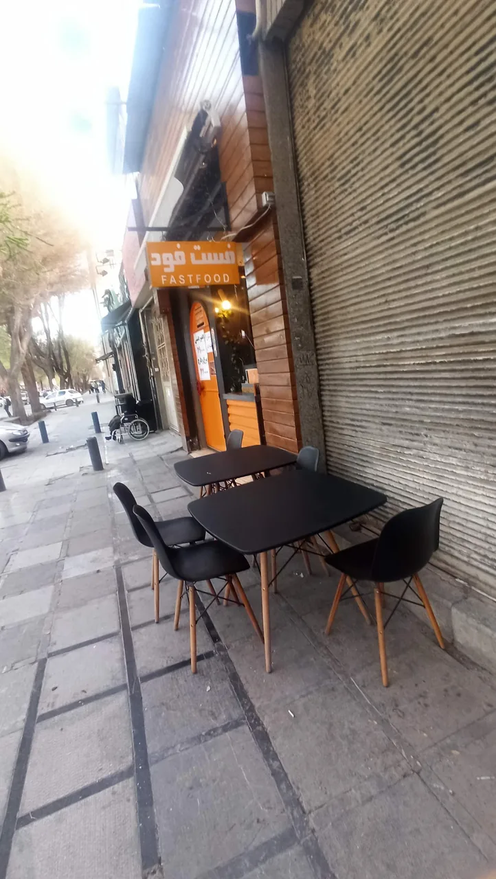 فست فود راینویچ - تصویر 2