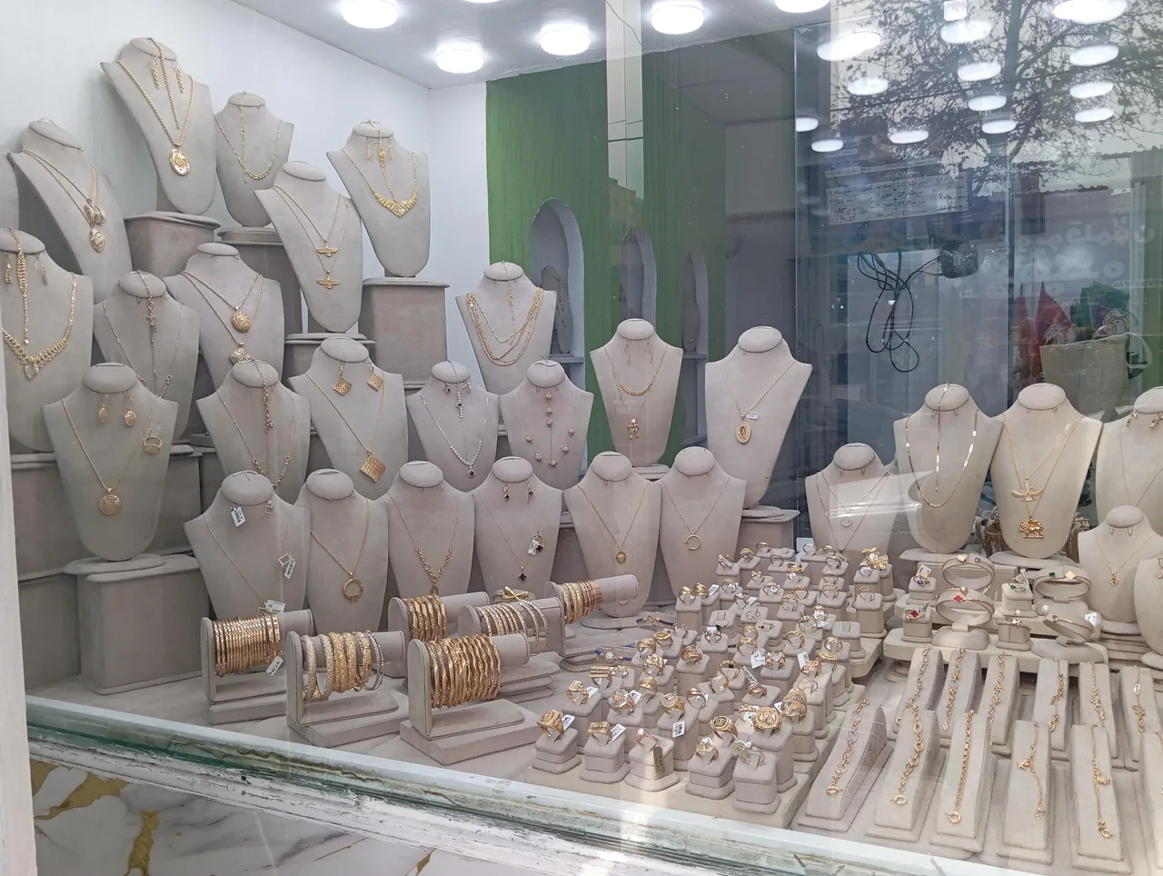 طلا فروشی توکلی