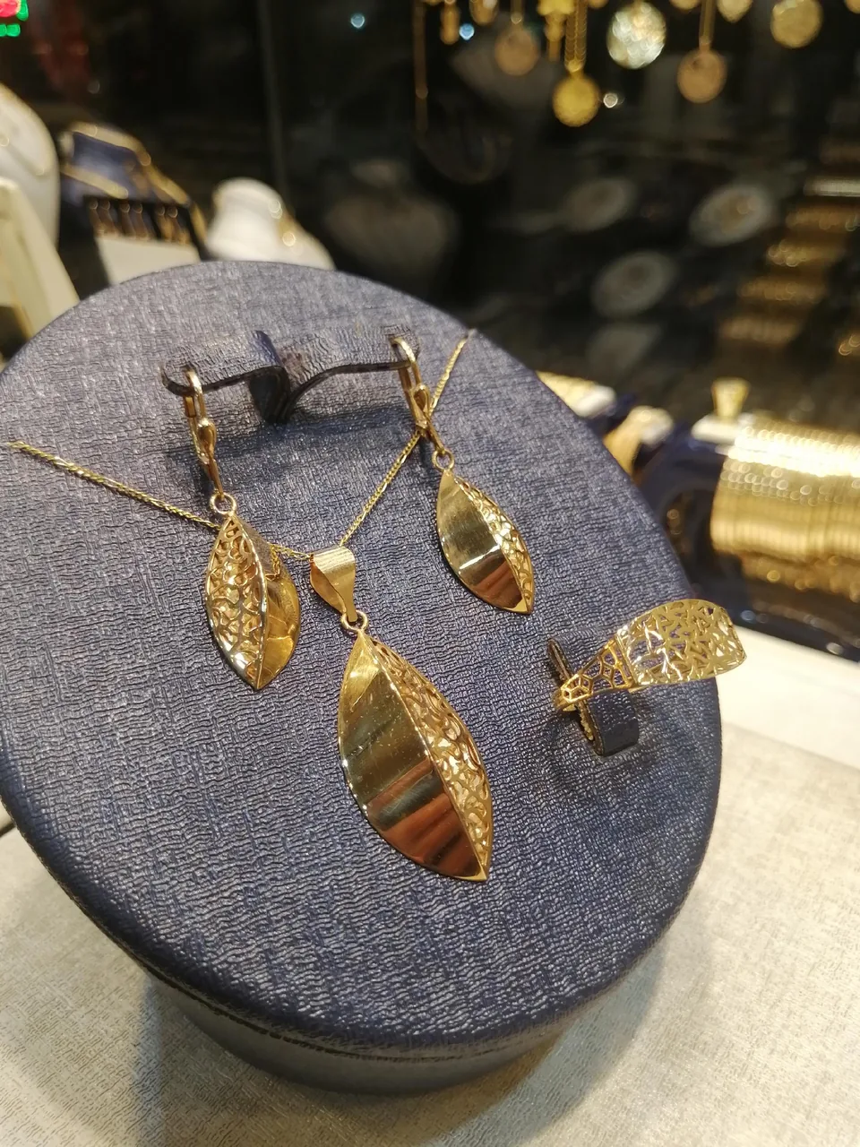 گالری طلای گل زر - تصویر 3