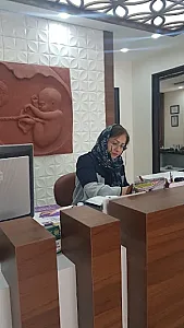 دکتر ساناز سلمان زاده اهرابی