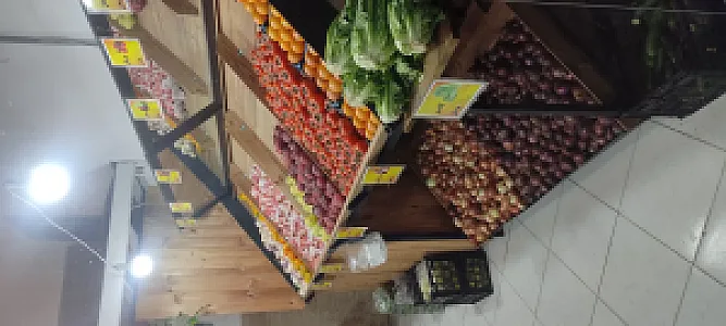 آقای میوه رزکان