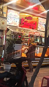 فست فود نیاوران