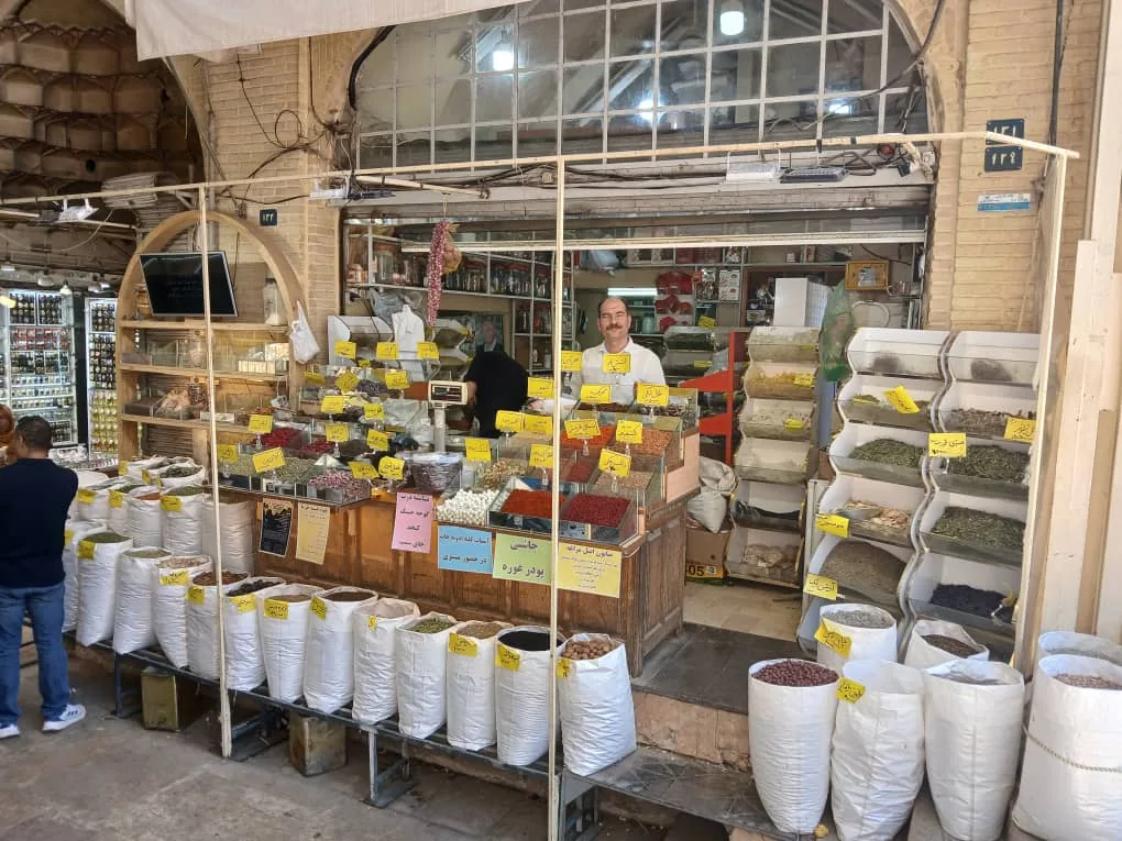 عطاری پسران حاج خلیل دست آویز - تصویر 2