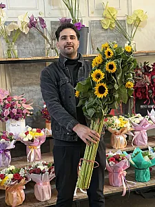گل احمدی