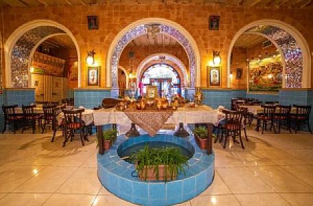 رستوران سنتی وکیل
