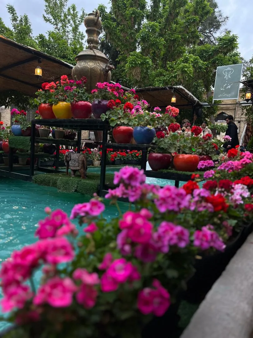 کافه رستوران سنتی فیل در شیراز - تصویر 2