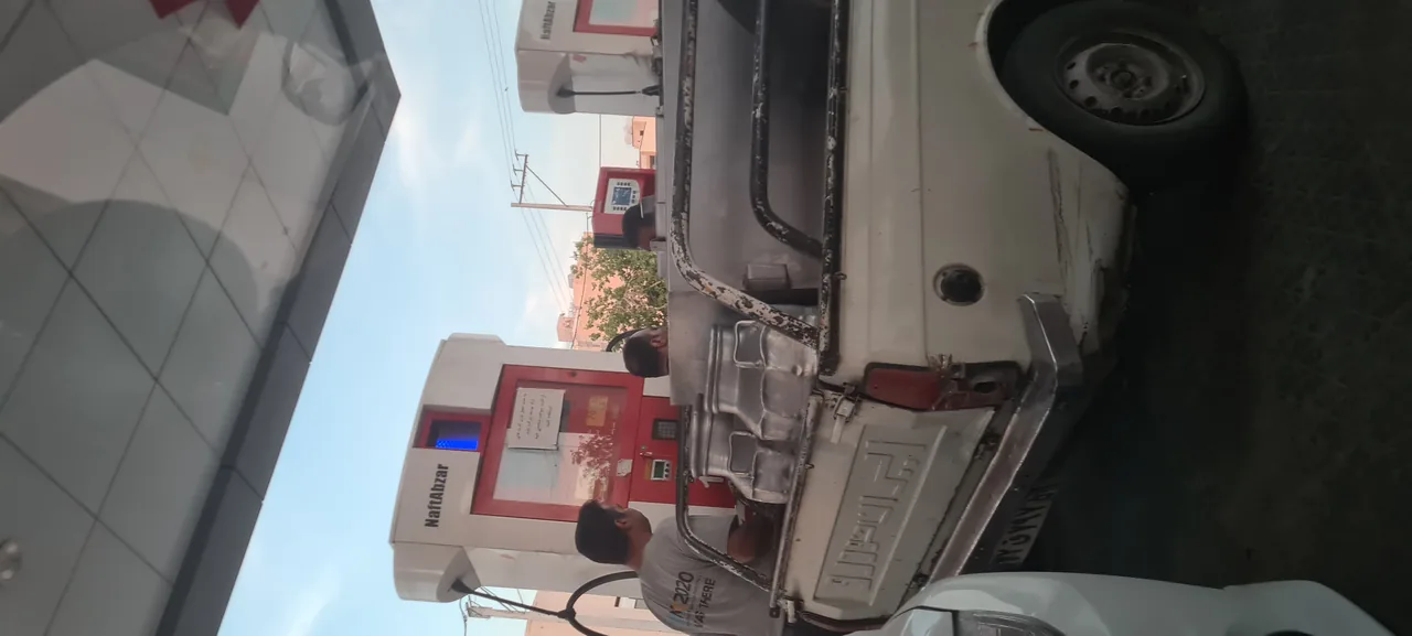 پمپ بنزین رزمندگان