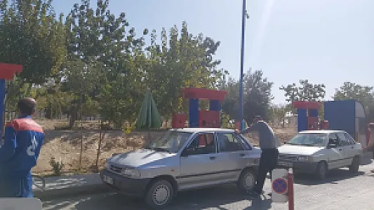 پمپ بنزین باغ بانوان
