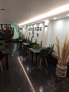 کافه رستوران هما