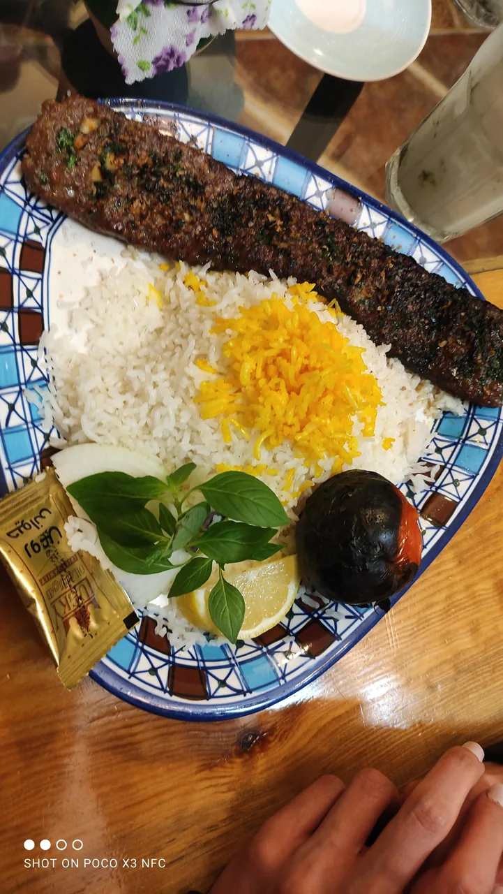 کافه رستوران عتیق