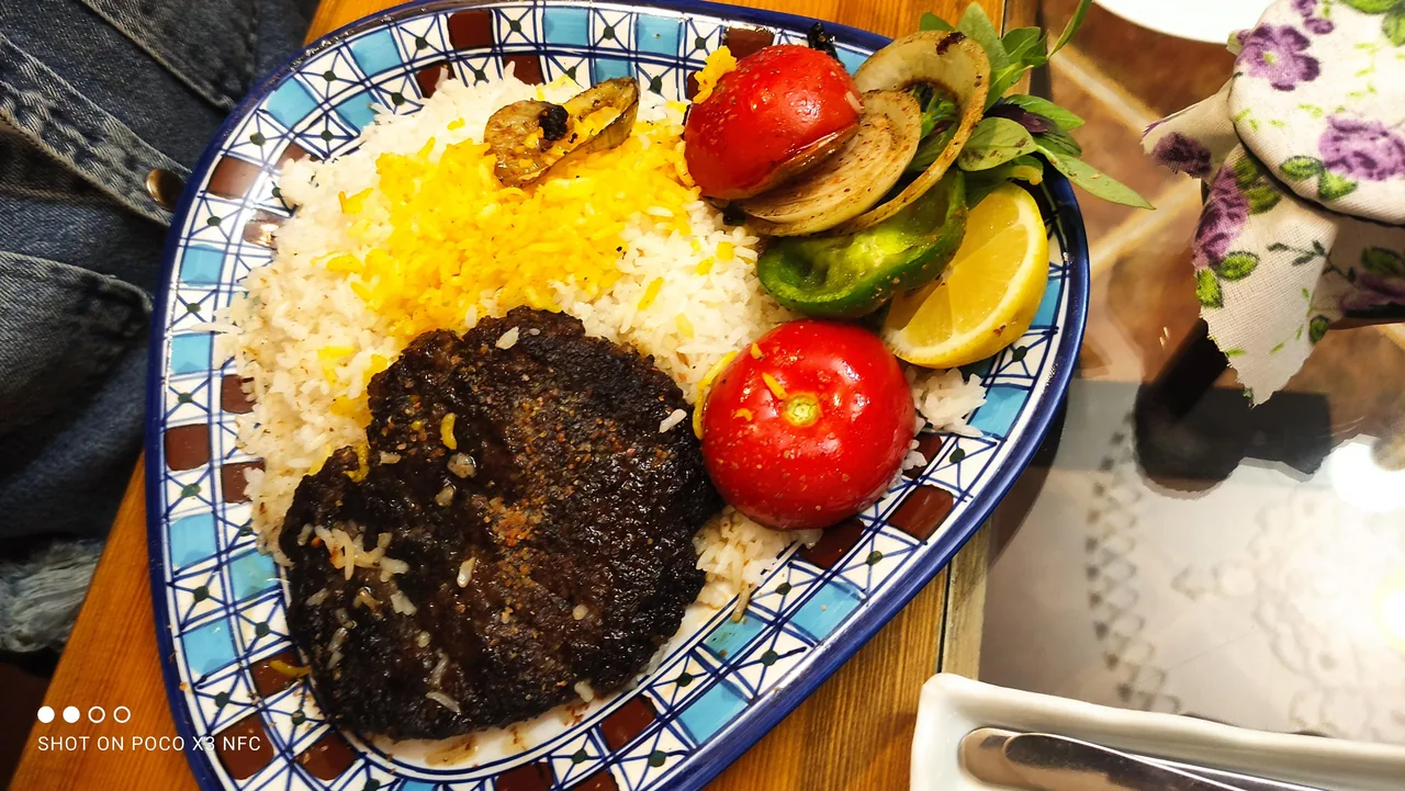 کافه رستوران عتیق - تصویر 2