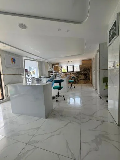 مرکز دندانپزشکی صدرا