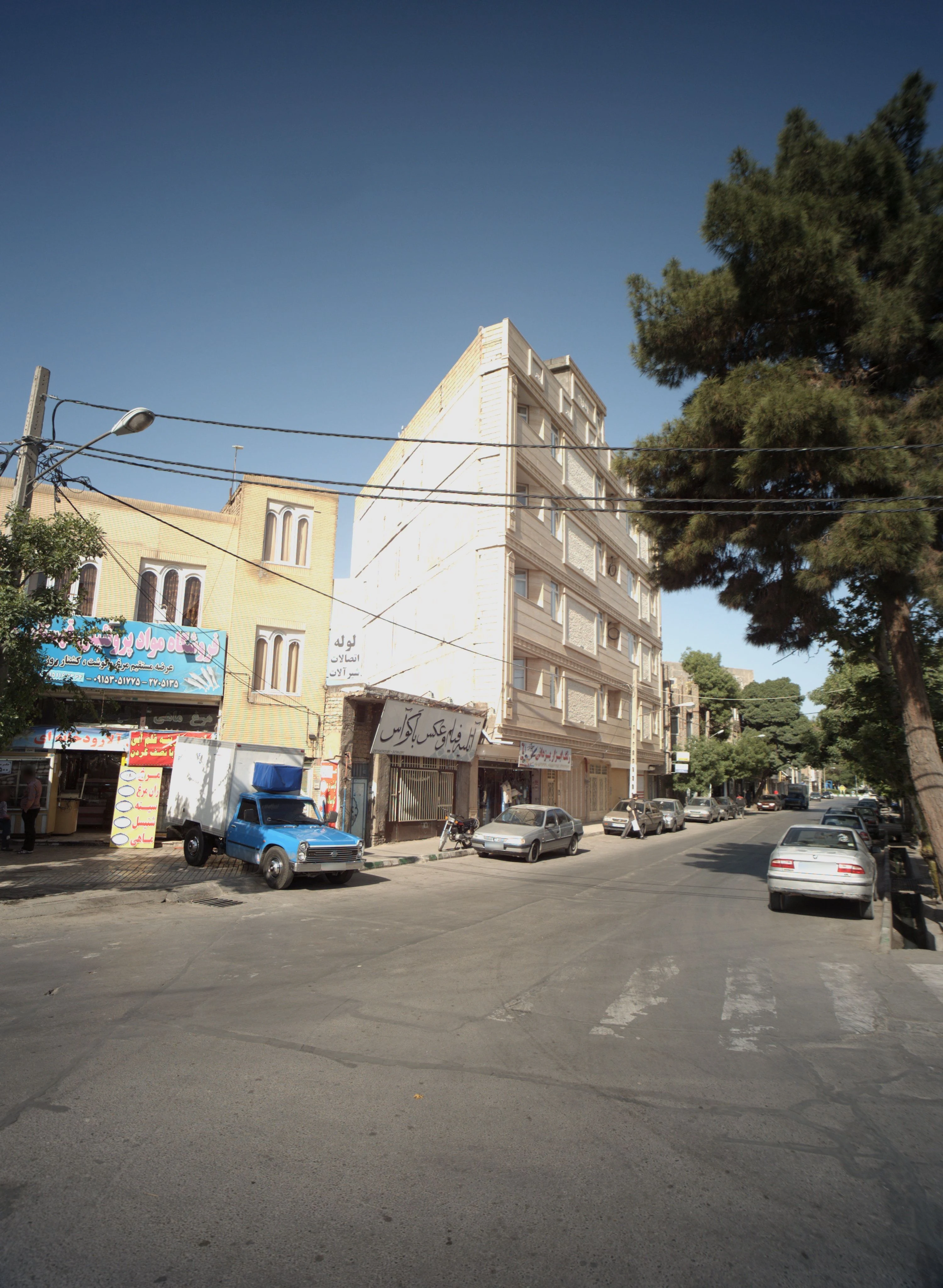 فروشگاه مواد پروتئینی قهستان - گوشت، مرغ و پروتئینی در مشهد