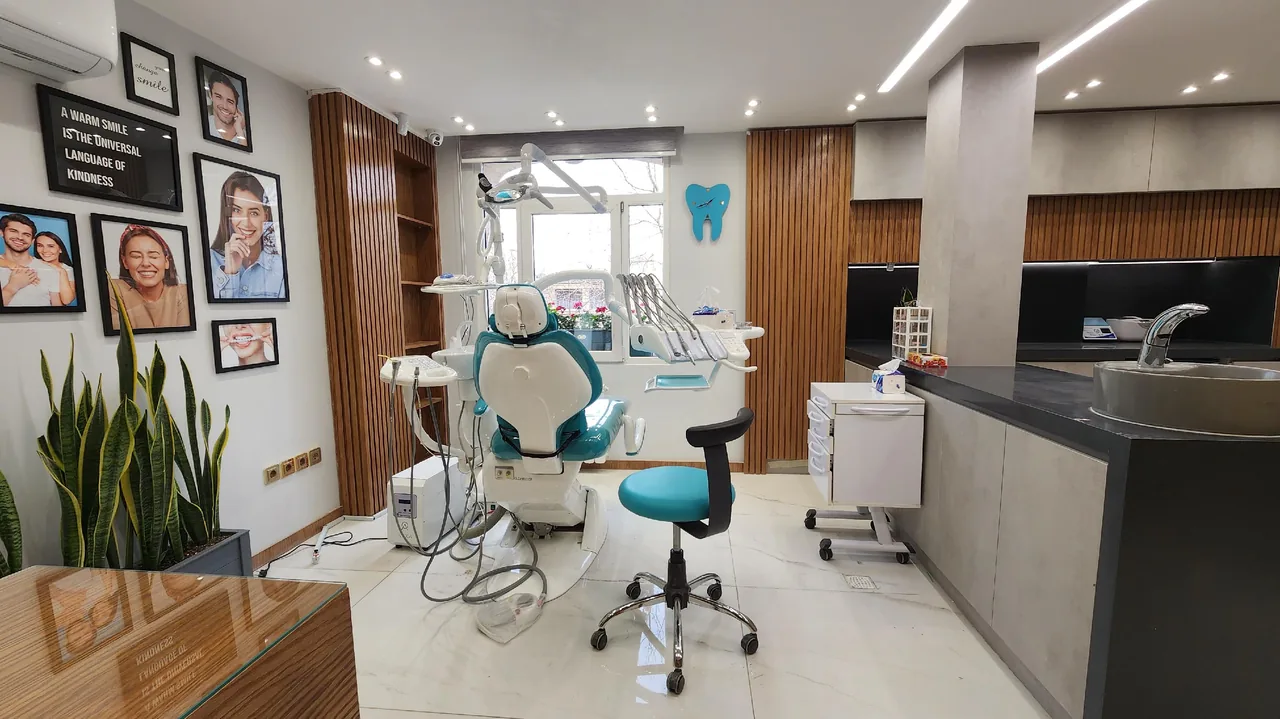 مطب دندانپزشکی دکتر مهسا نیلی - تصویر 2