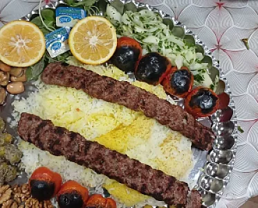 چلو کبابی و کباب ساطوری بناب شعبه دنیز رشت