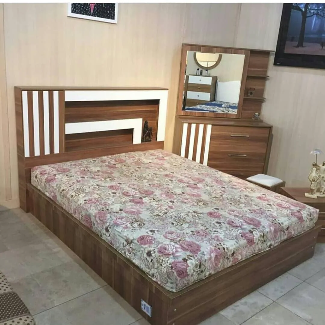 مبلمان توکا چوب