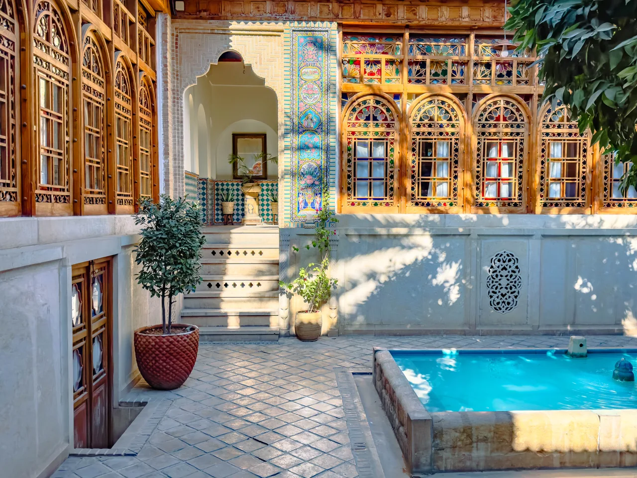 عمارت ایرانمهر - تصویر 4