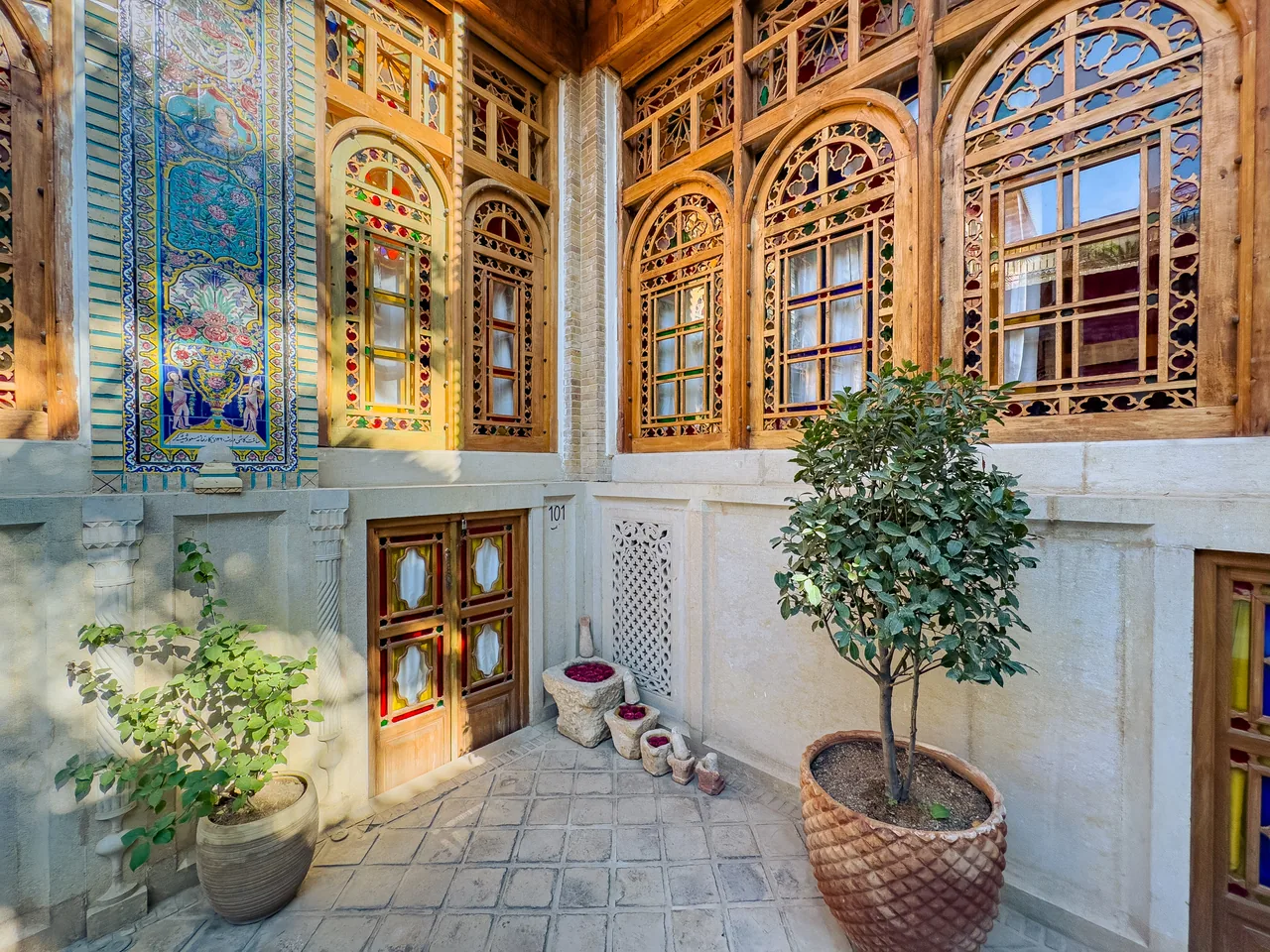 عمارت ایرانمهر - تصویر 5