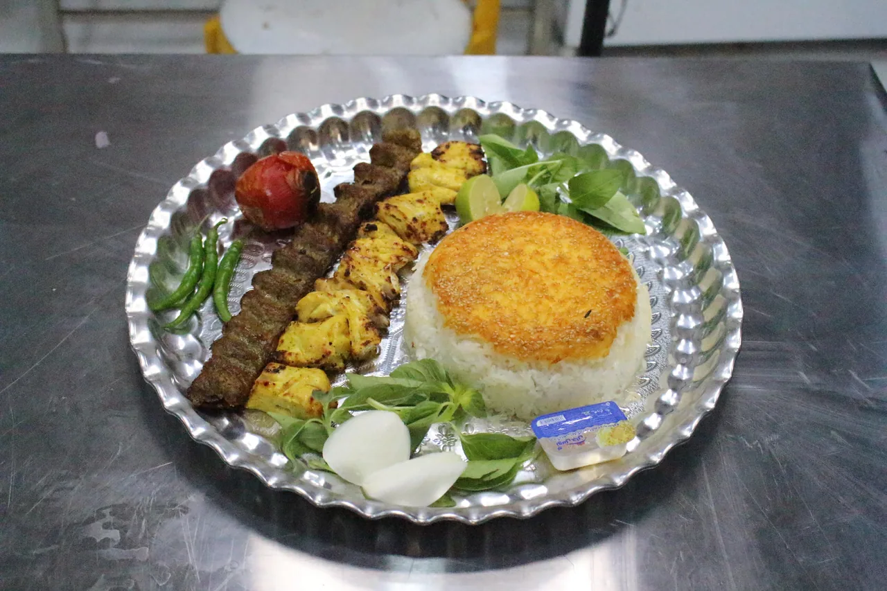 بیرون بر کته زعفران - تصویر 2