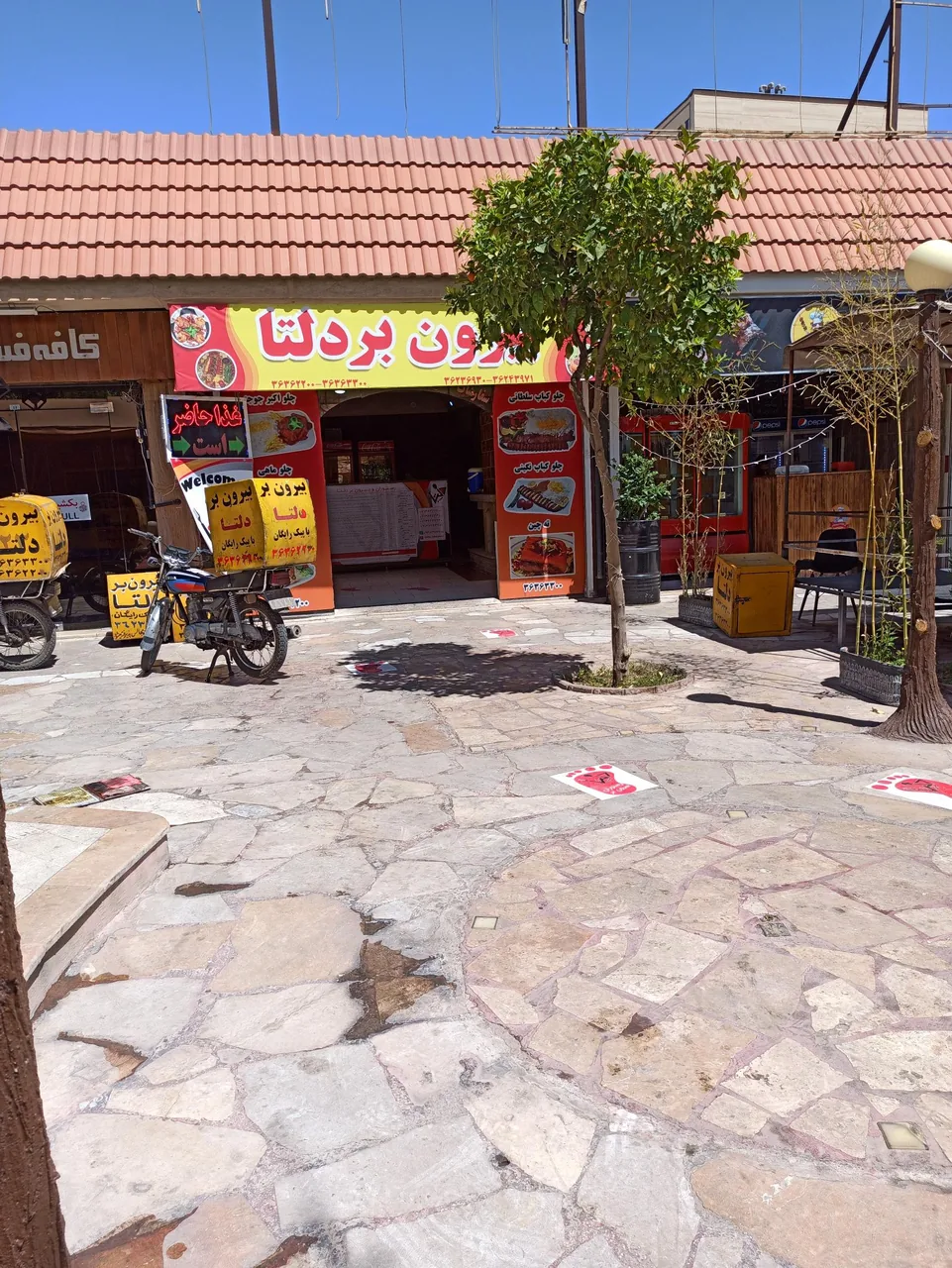رستوران بیرون بر دلتا - تصویر 4