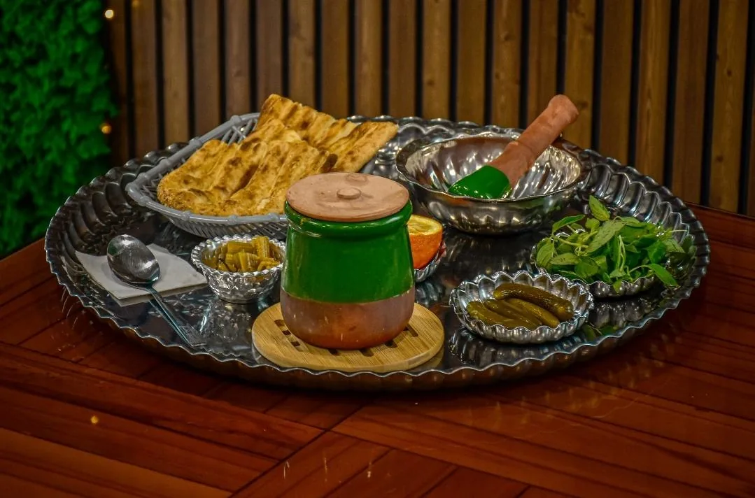 رستوران ته چین مه چین - تصویر 3