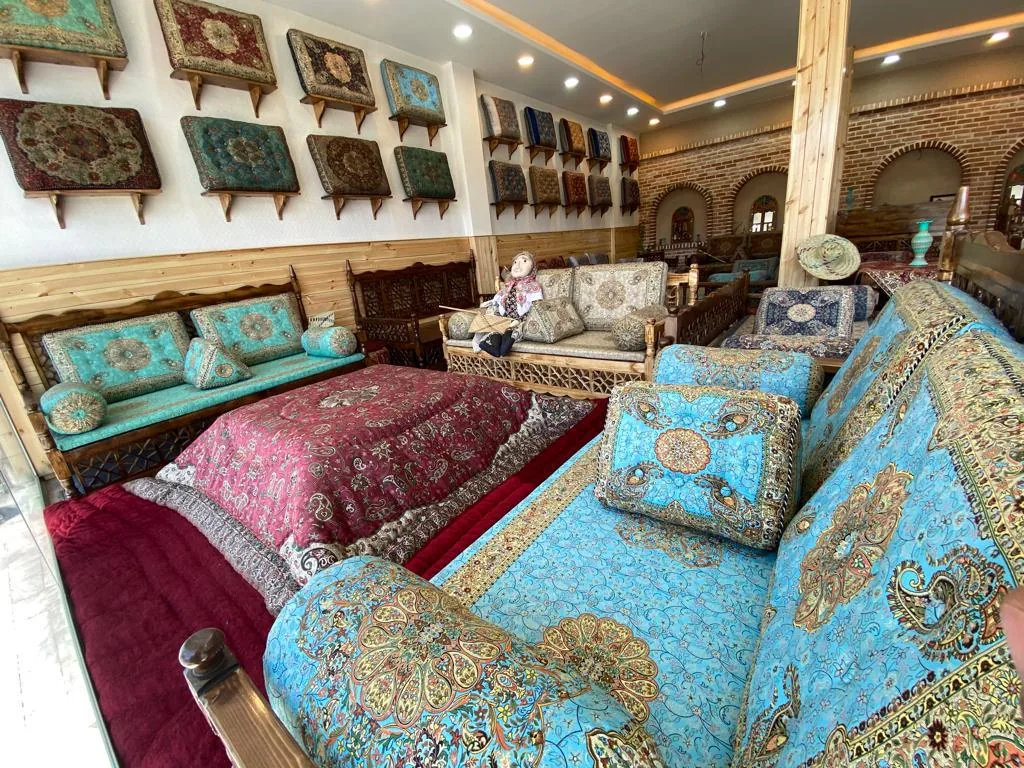 دکوراسیون سنتی بلوط (شبعه فردیس)