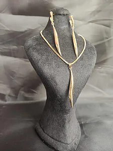 طلا و جواهری پروینی