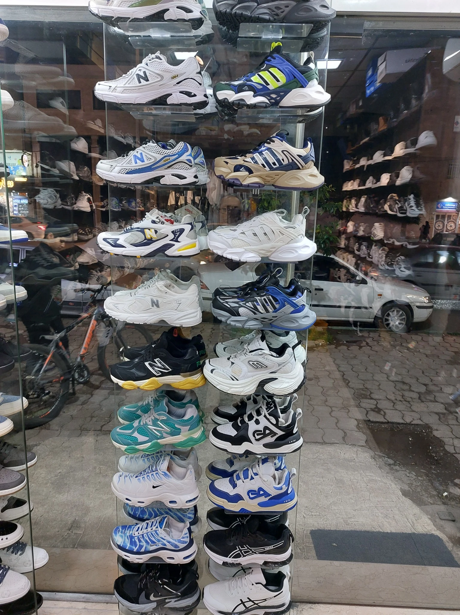 کتونی سیشل - تصویر 3