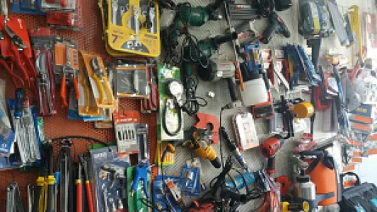 فروشگاه ابزار ساختمانی بیابانی