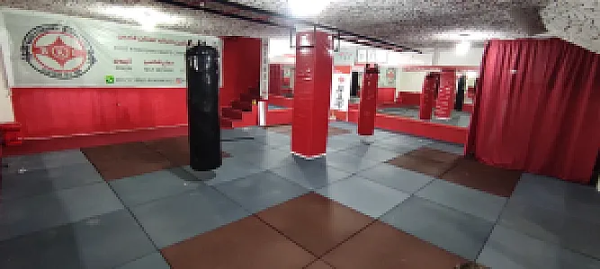 باشگاه ورزشی ماهور