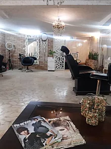 سالن زیبایی آراستک