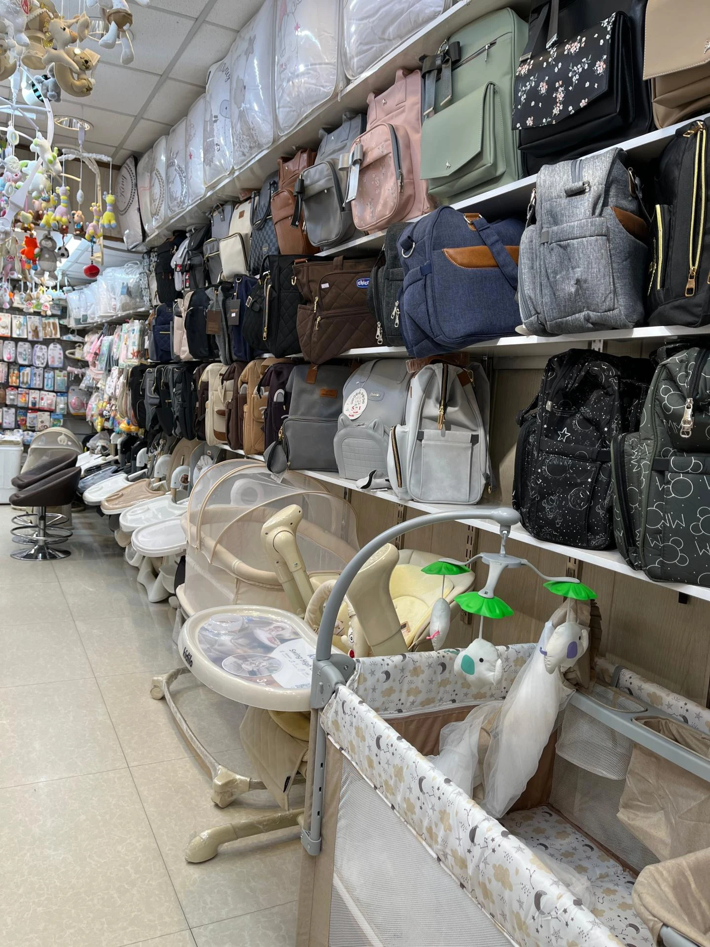 فروشگاه جهان خردسالان - تصویر 2