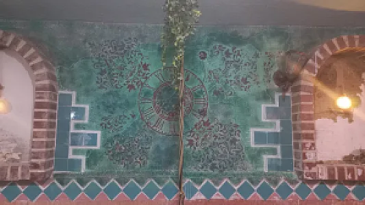 سرای گردشگری شب فیروزه ای