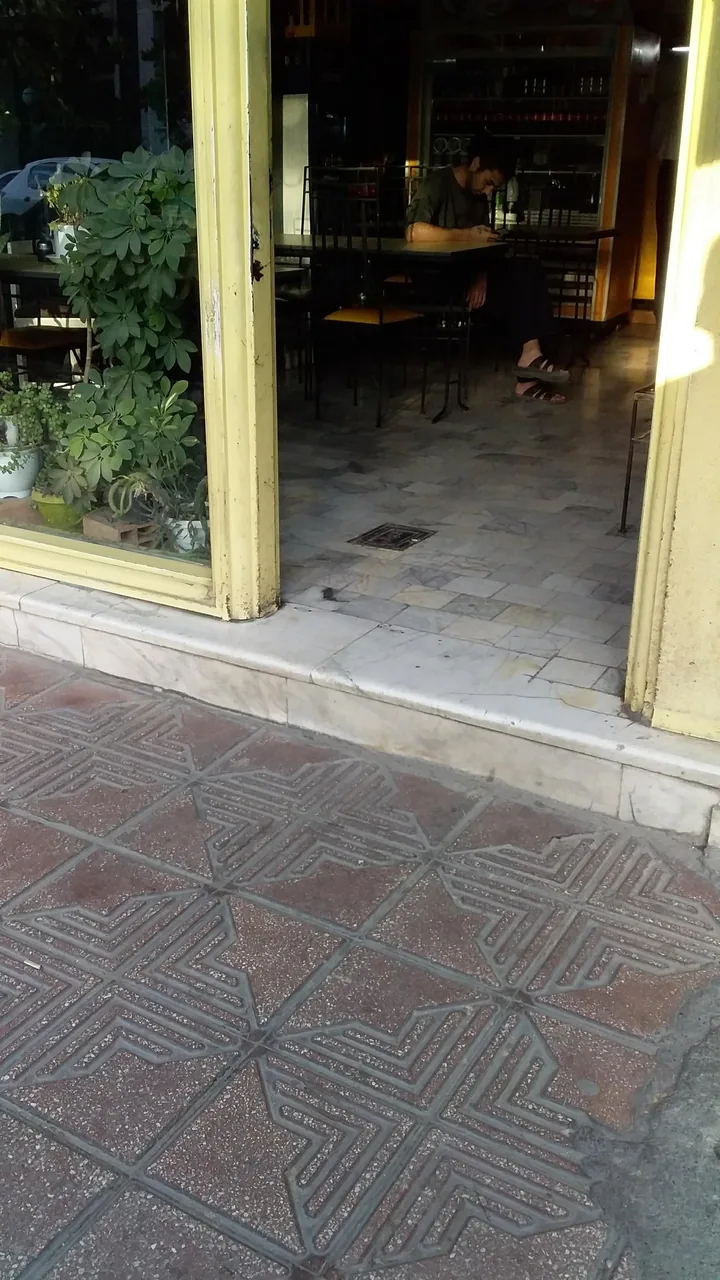 کبابی آرام - تصویر 4