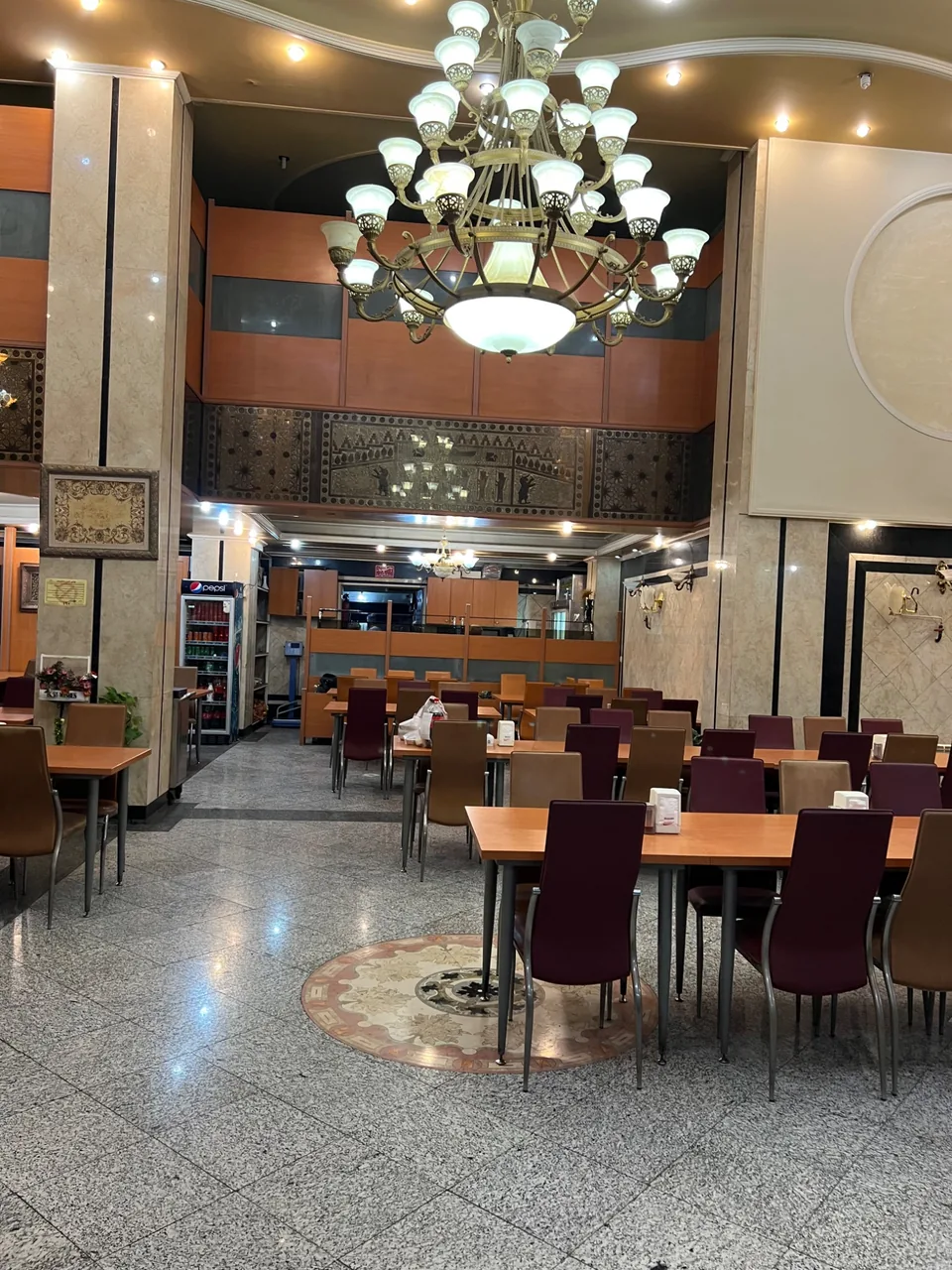 رستوران چلو کبابی تندیس